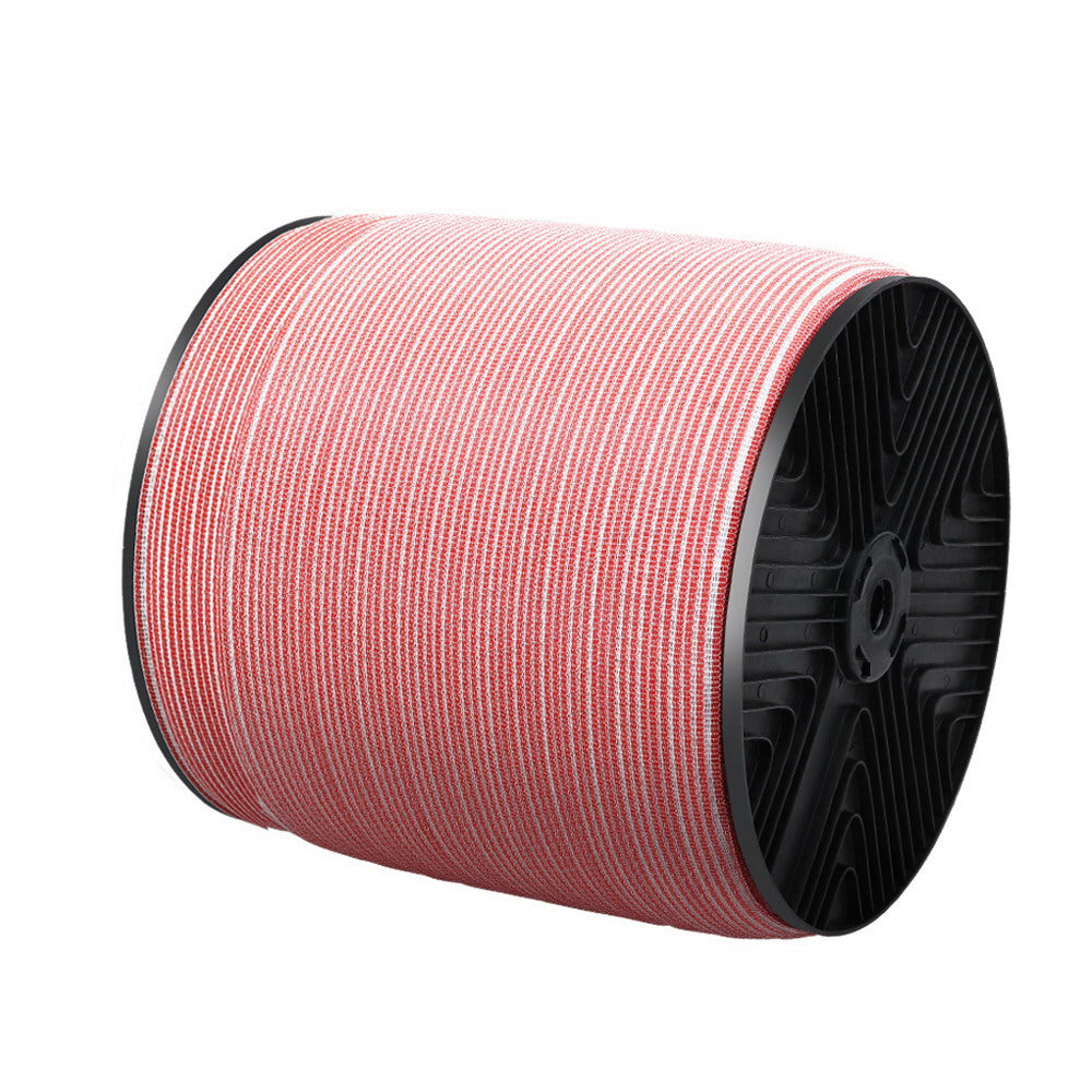 A Giantz Electric Fence Poly Tape 2000M is shown. The ends of the filter are black with a structured design, ensuring both efficiency and high visibility.