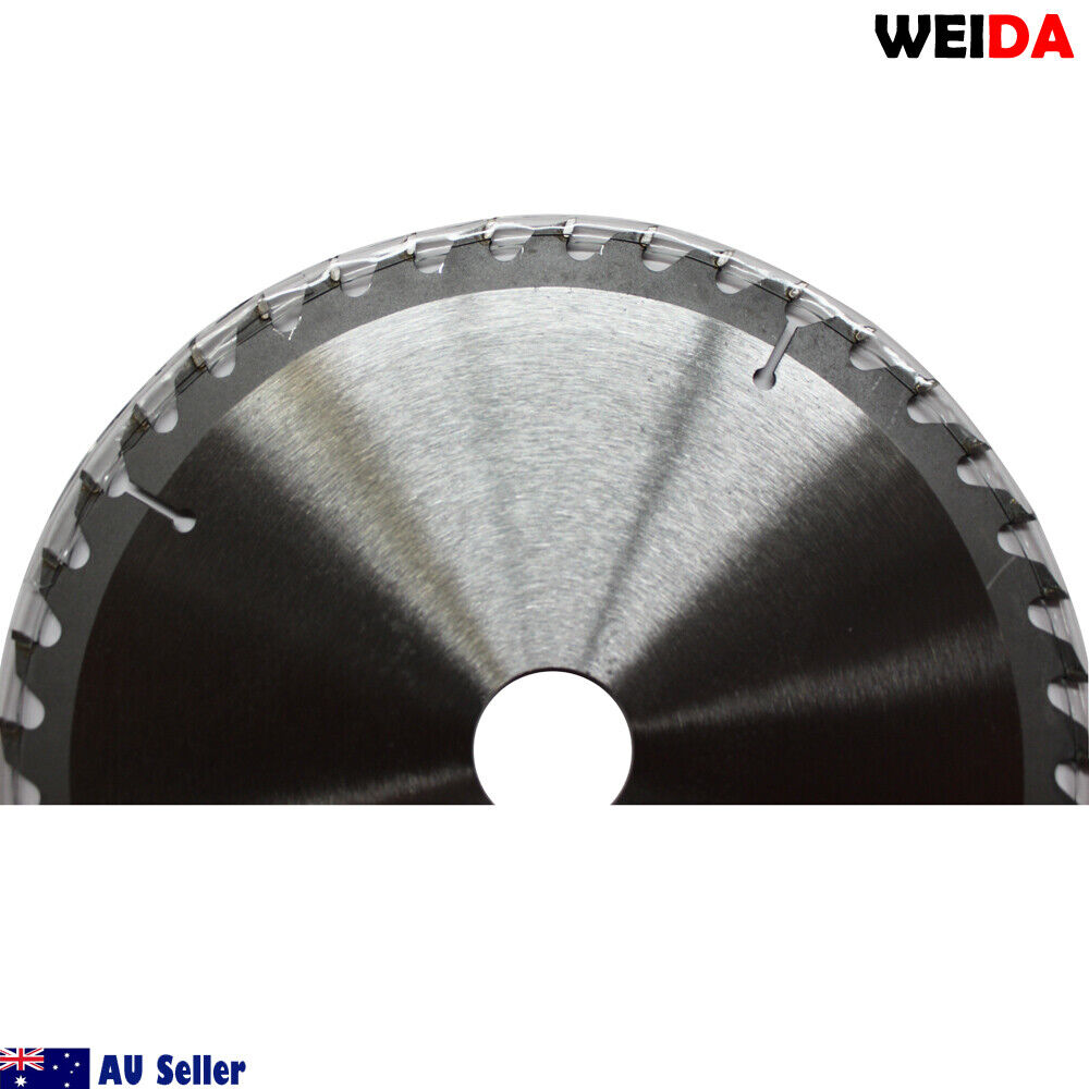 The image shows a 2x 210mm 40T Wood Circular Saw Blade Cutting Disc 8-1/4" 30mm/25.4mm 2.5mm Kerf with tungsten carbide-tipped teeth. It is designed for use at a maximum speed of 7,300 RPM. Two accompanying washers and various compliance icons are also visible. Australian seller indicated.