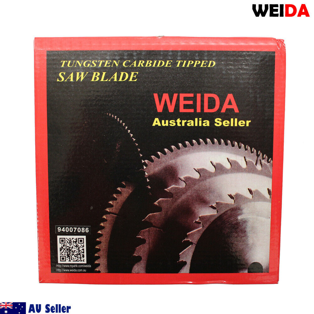 Circular saw blade with "3x 210mm Wood Circular Saw Blade Cutting Disc 8-1/4" 20T Bore 25/22.2mm Kerf 1.8" branding at the top right. The tungsten carbide tipped blade boasts dimensions of 8 1/4"x40T x30, a maximum speed of 7300 RPM, and compliance marks. Two small metal rings sit below the cutting disc. Text reads "AU Seller.